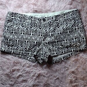 American Eagle Outfitters Black and White Patterned Shorts